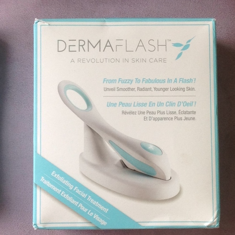 Dermaflash exfoliating device